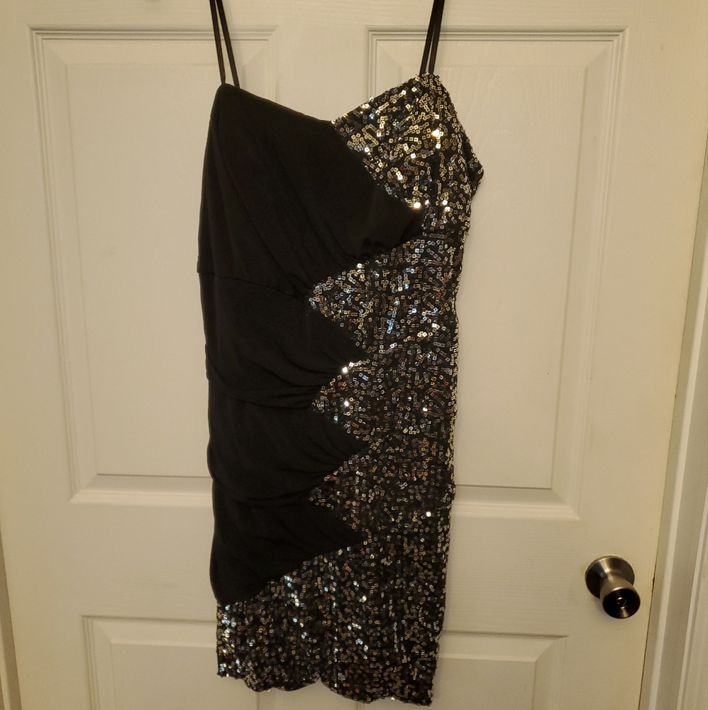 Evening/Party dress.  Black with silver sequin. Sz 2X.